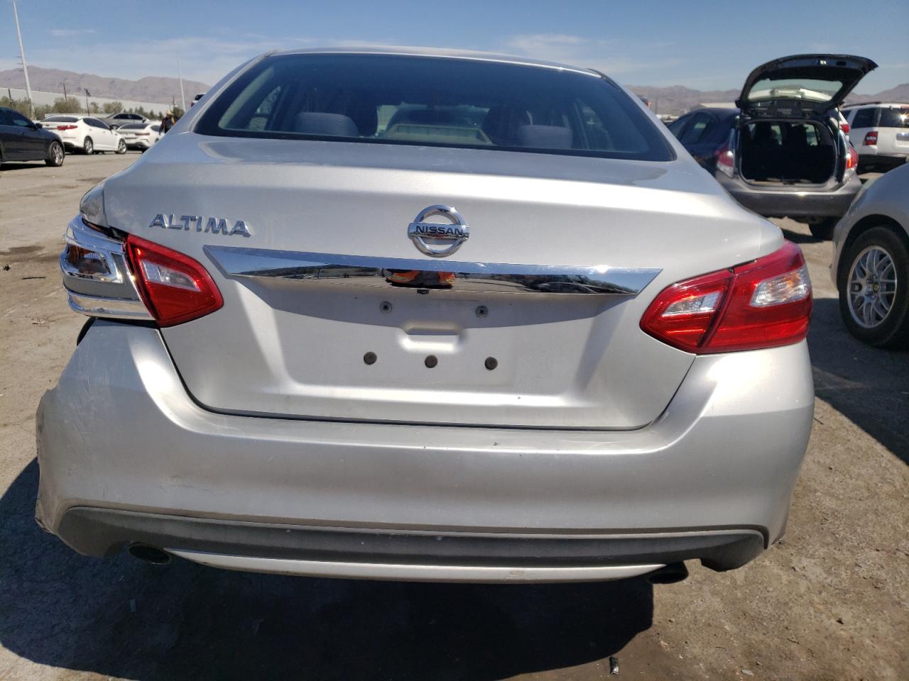 2017 Nissan Altima 2.5 vin: 1N4AL3AP9HC247171