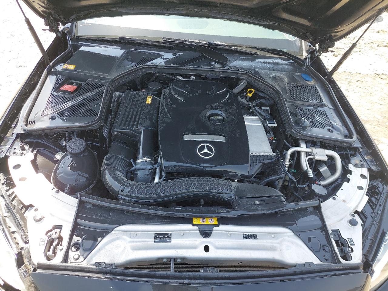 WDDWF4CB3FR061138 Auction: COPART UAE Lot: 52177814 Location: DUBAI INDUSTRIAL CITY - DUBAI WDDWF4CB3FR061138 MERCEDES BENZ C200 2015 BLACK Photo 7