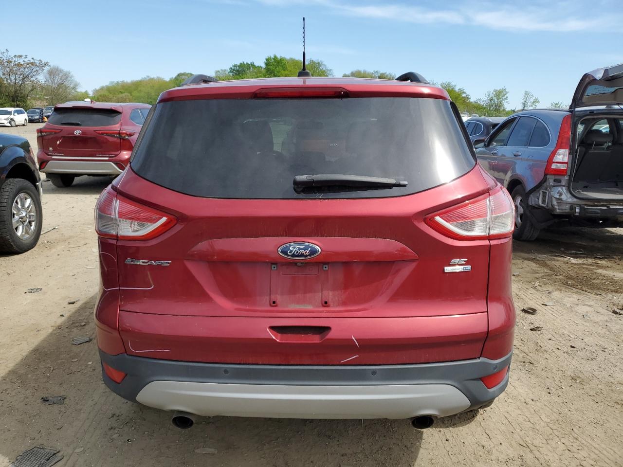 1FMCU9GX5GUA88826 2016 Ford Escape Se