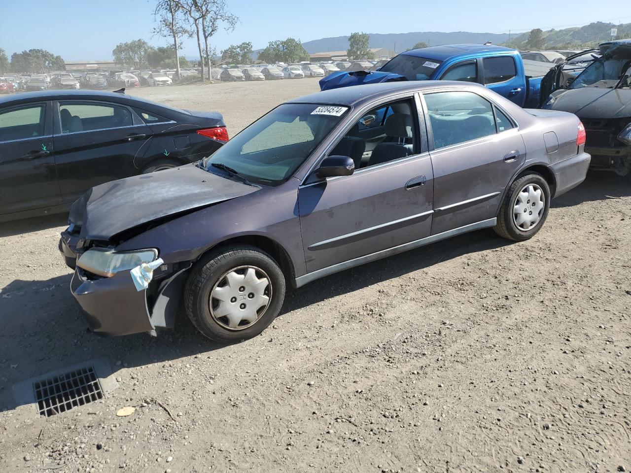 1HGCG5640WA145463 1998 Honda Accord Lx