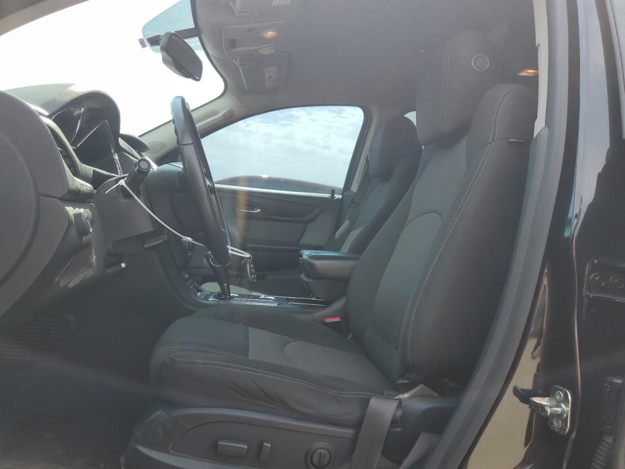 1GNKRHKDXFJ292666 2015 Chevrolet Traverse Lt