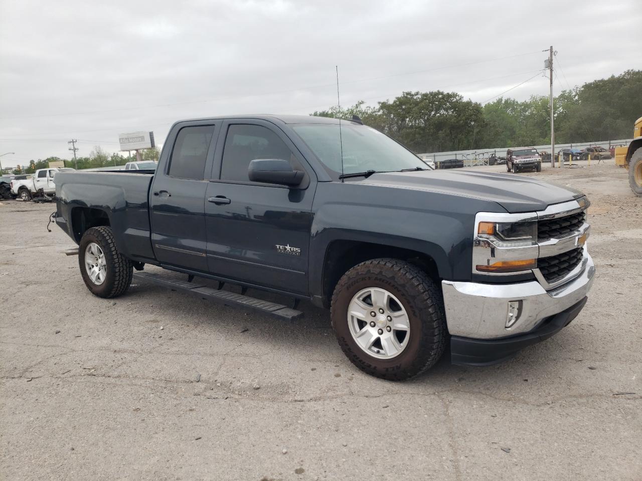 2018 Chevrolet Silverado C1500 Lt vin: 1GCRCREC5JZ120458