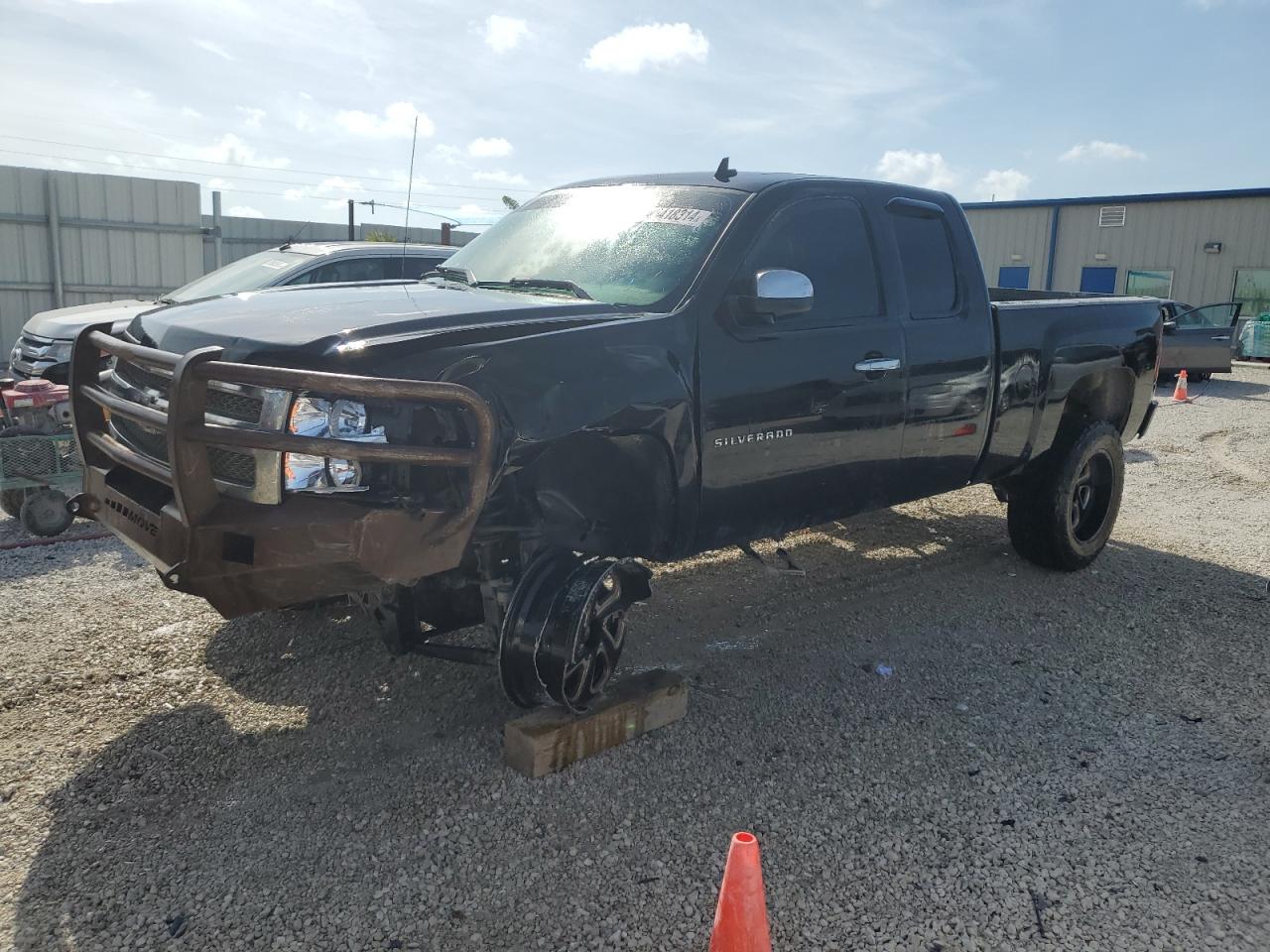 2013 Chevrolet Silverado K1500 Lt vin: 1GCRKSE70DZ217441