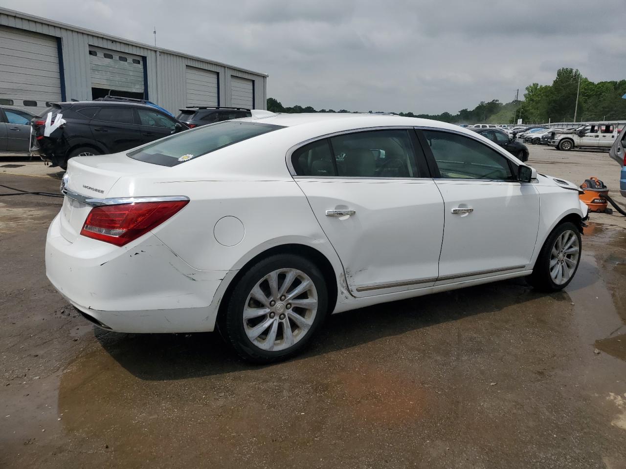 1G4GB5G36GF172526 2016 Buick Lacrosse