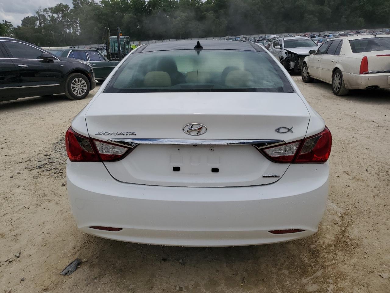 5NPEC4AC2CH461334 2012 Hyundai Sonata Se