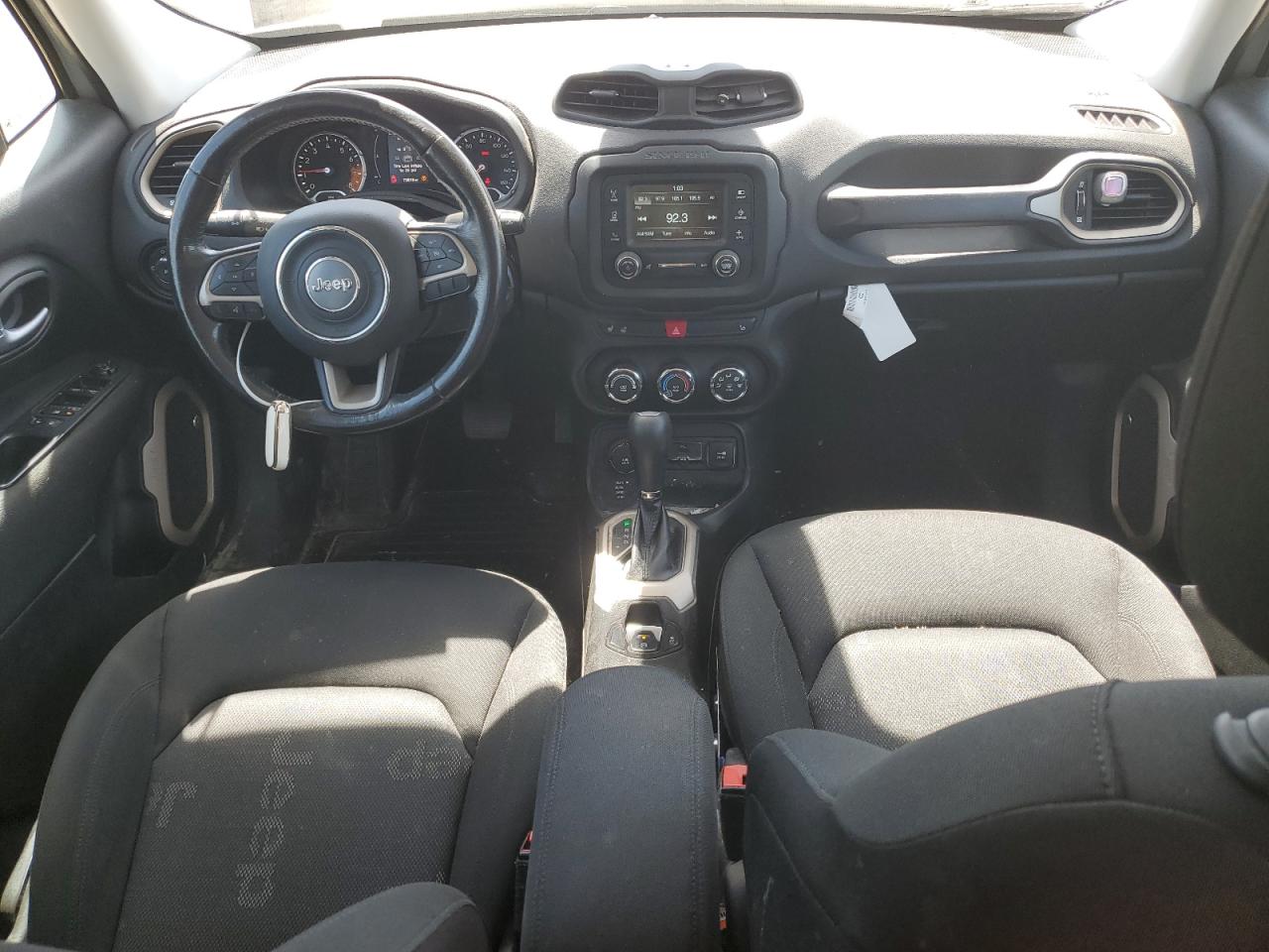 ZACCJBBT5GPD74038 2016 Jeep Renegade Latitude