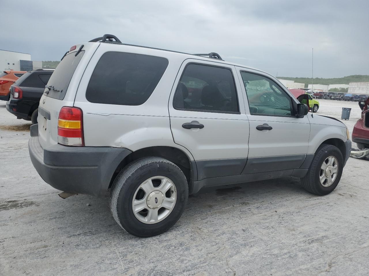 1FMYU93184KB35183 2004 Ford Escape Xlt