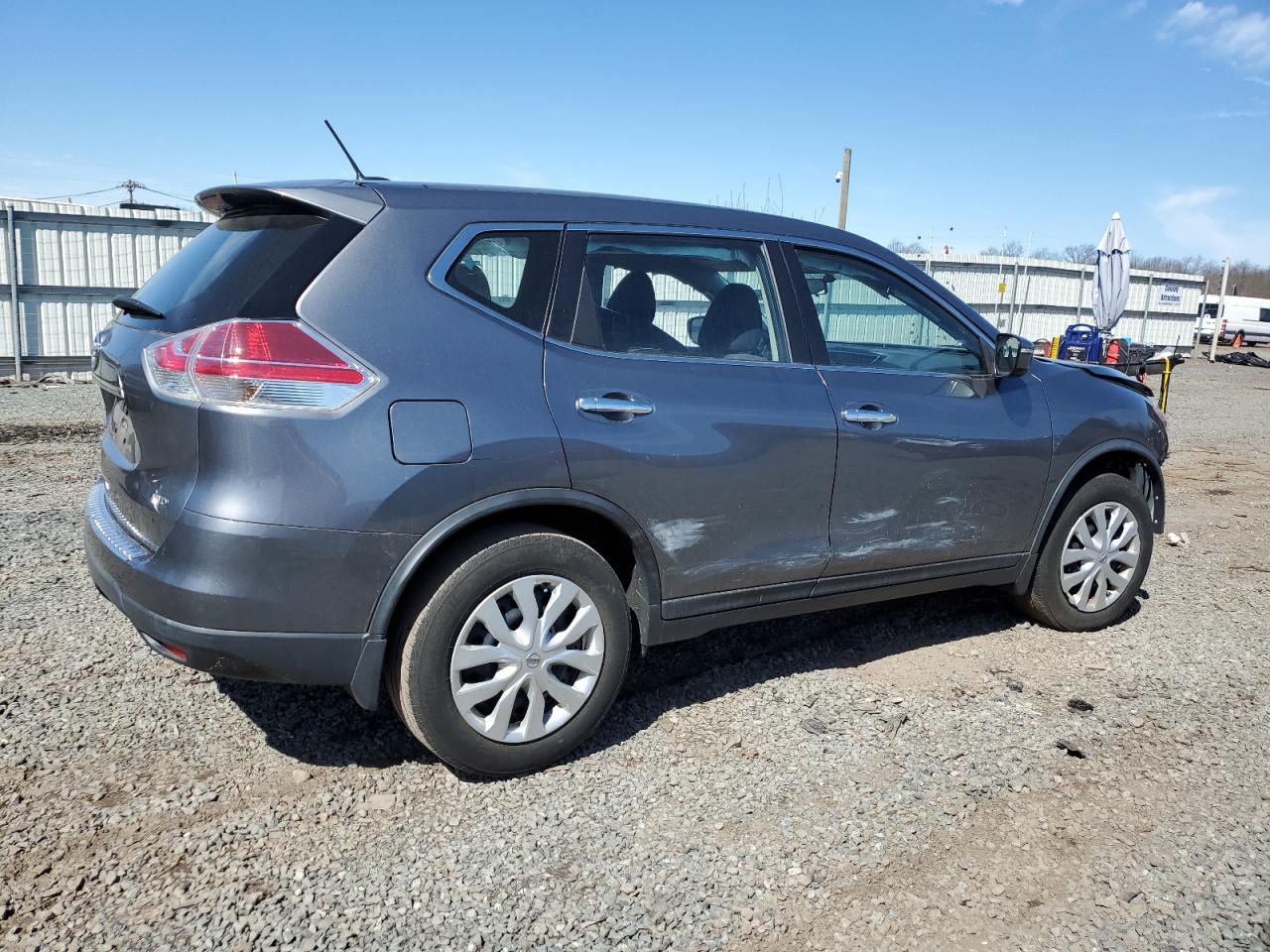 KNMAT2MV8FP566789 2015 Nissan Rogue S