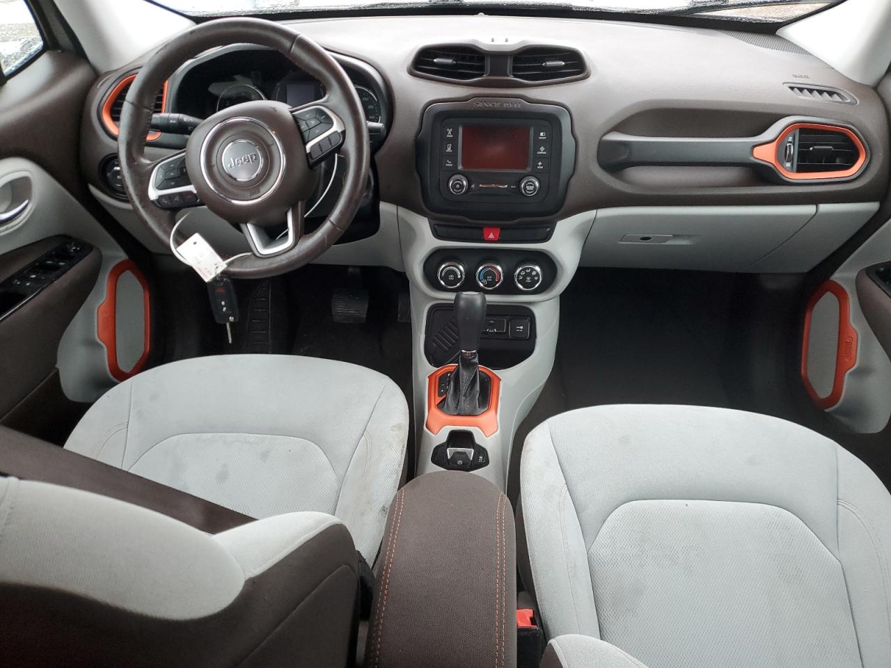 ZACCJABTXFPB33178 2015 Jeep Renegade Latitude