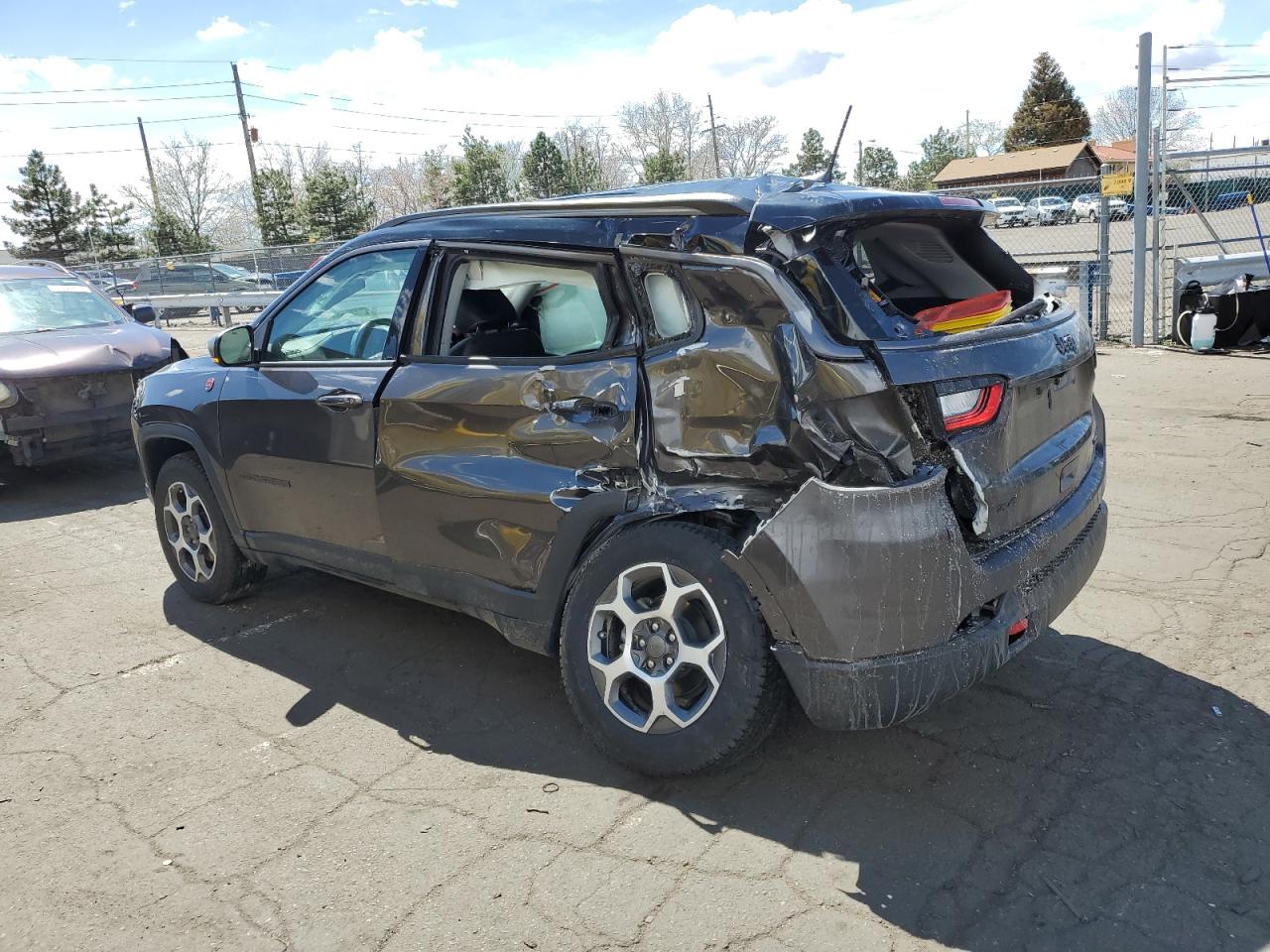 3C4NJDDBXNT122820 2022 Jeep Compass Trailhawk