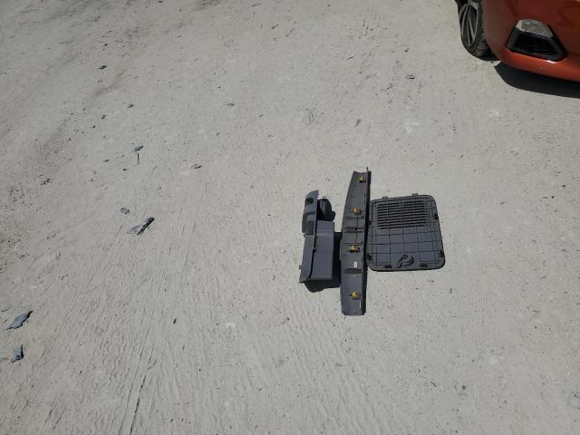 2006 Kia Sedona Ex VIN: KNDMB233366018205 Lot: 39210012