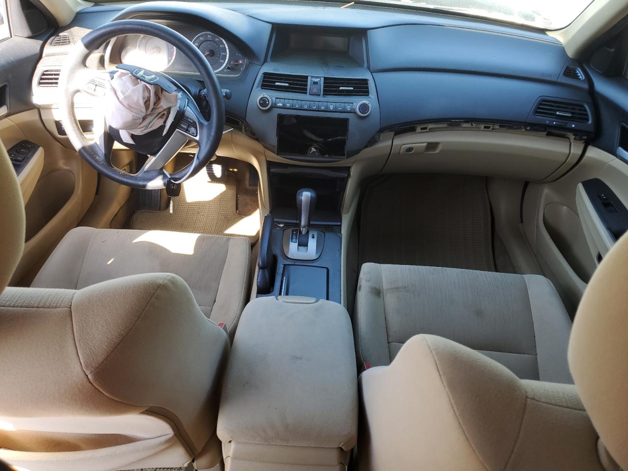 1HGCP2F3XBA122854 2011 Honda Accord Lx