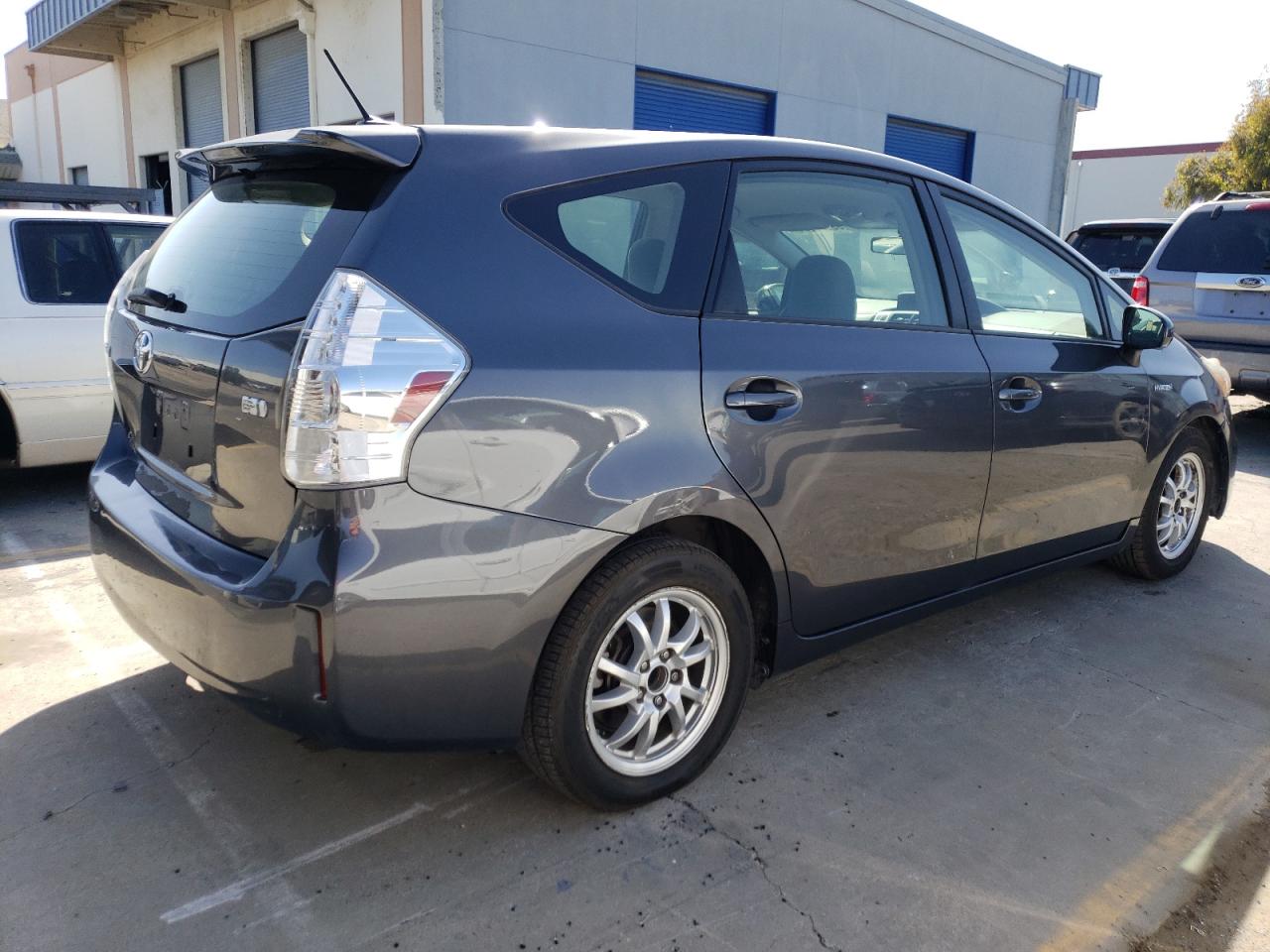 2014 Toyota Prius V vin: JTDZN3EU8E3317942