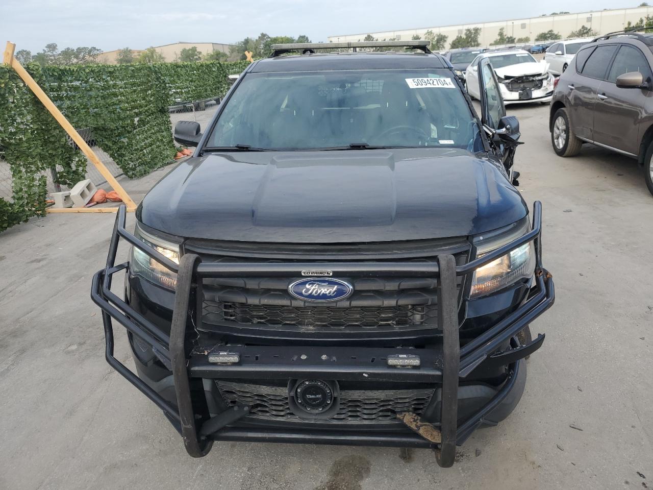 1FM5K8AR8HGD25697 2017 Ford Explorer Police Interceptor