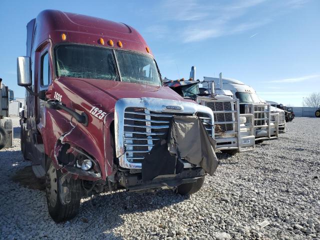 Lot #2435782885 2017 FREIGHTLINER CASCAIA125 salvage car
