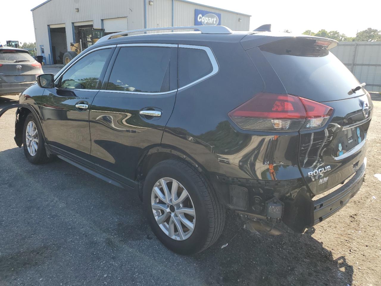 JN8AT2MT3JW469131 2018 Nissan Rogue S