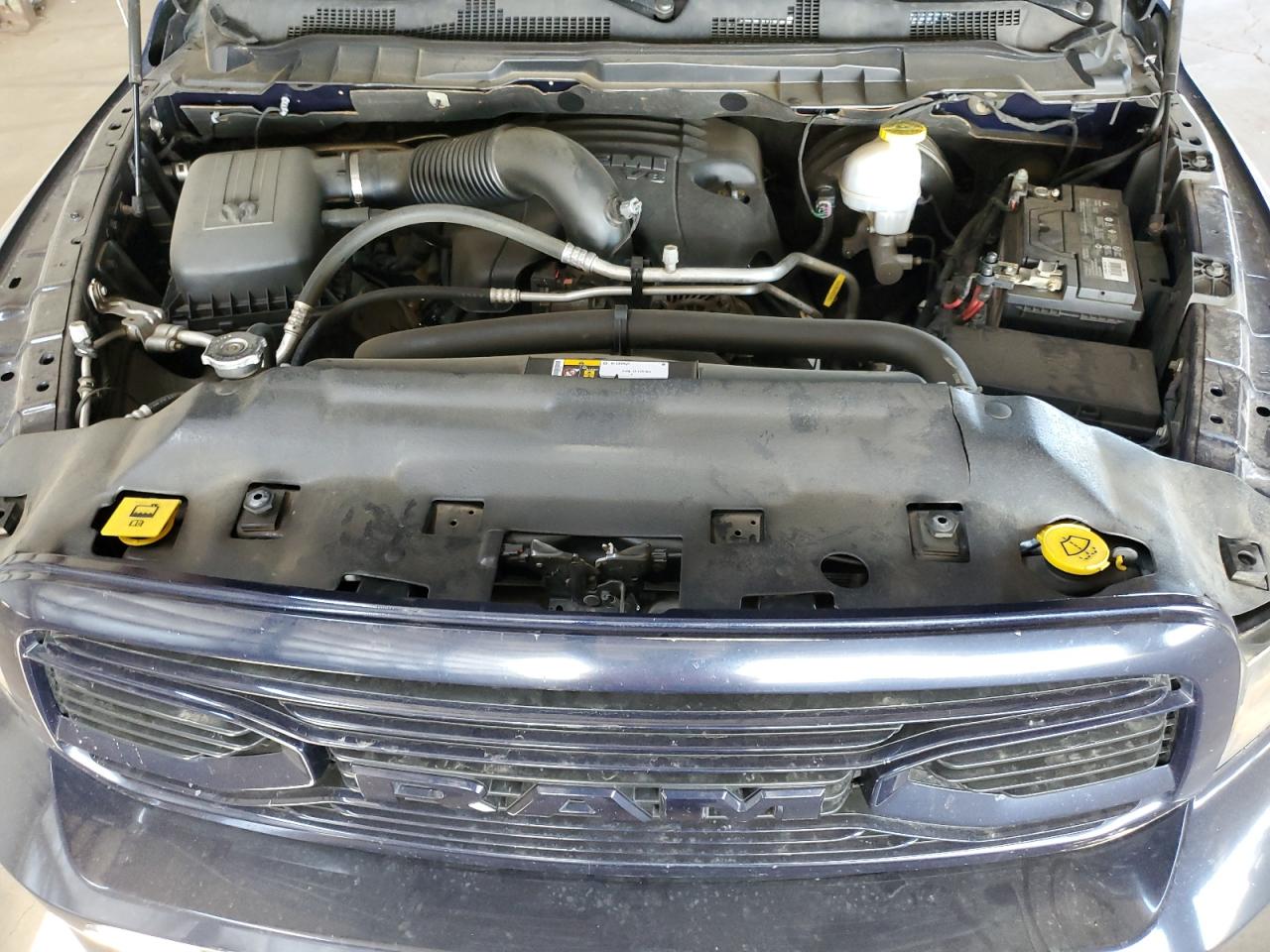 1C6RR7MTXJS154545 2018 Ram 1500 Sport