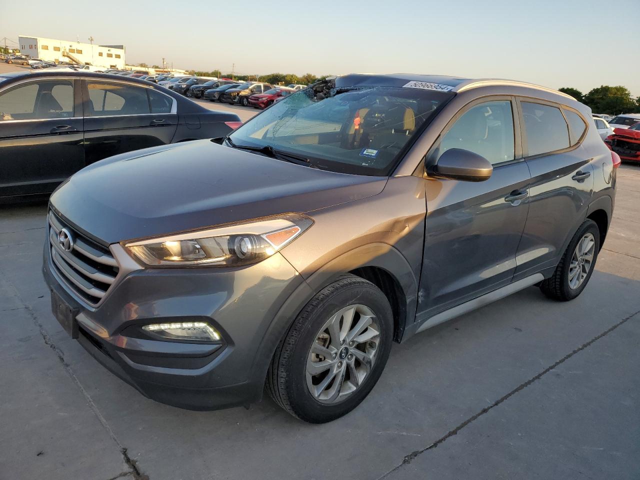 KM8J33A49JU600844 2018 Hyundai Tucson Sel