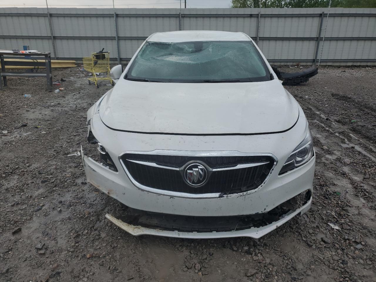 1G4ZP5SS8HU191021 2017 Buick Lacrosse Essence