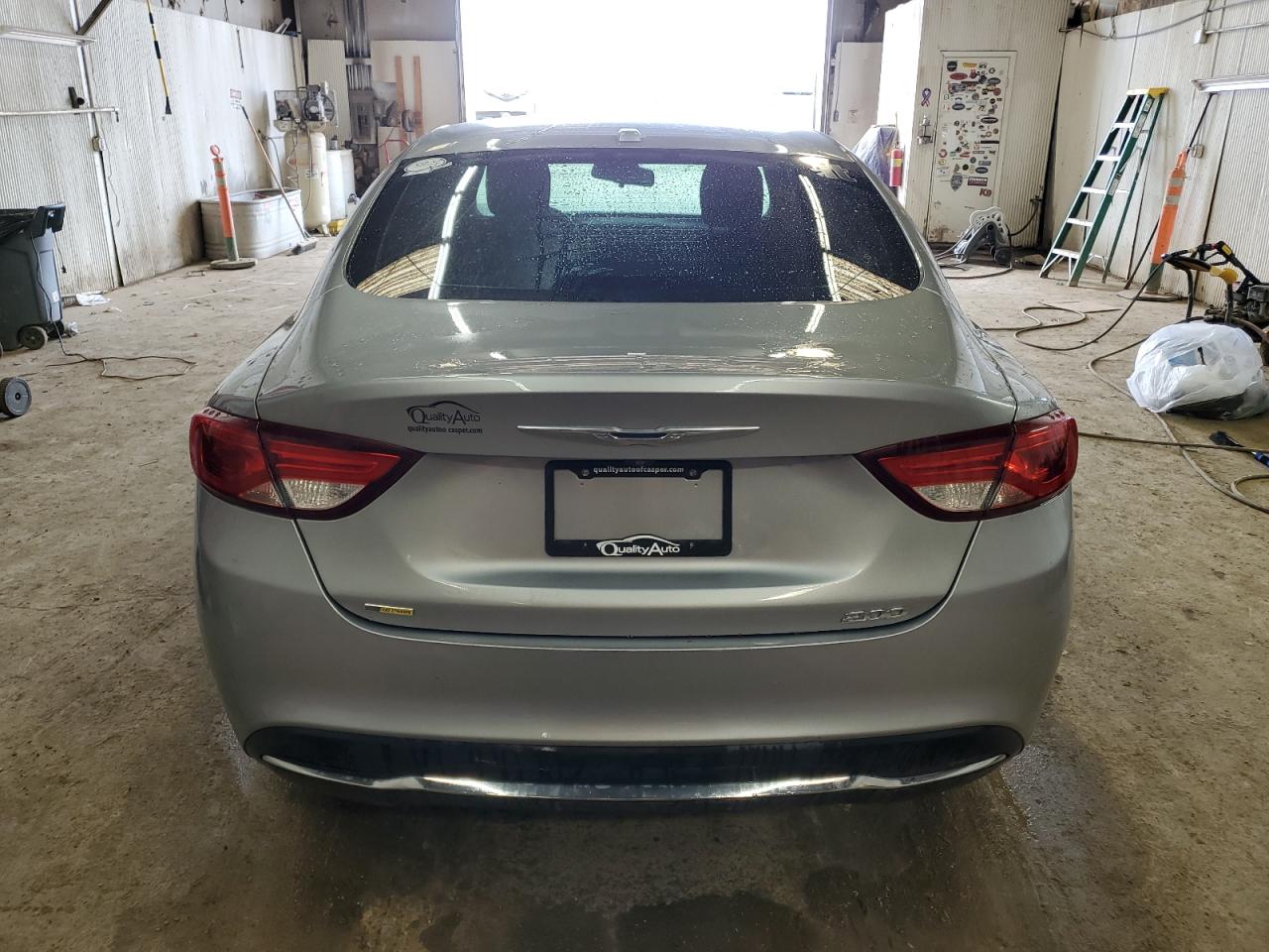 1C3CCCAB2FN637557 2015 Chrysler 200 Limited