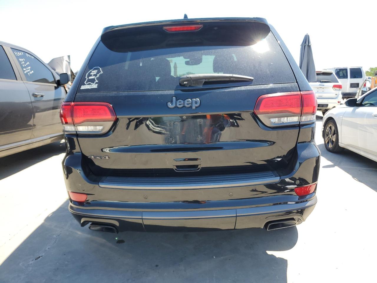 1C4RJFCG0JC424276 2018 Jeep Grand Cherokee Overland