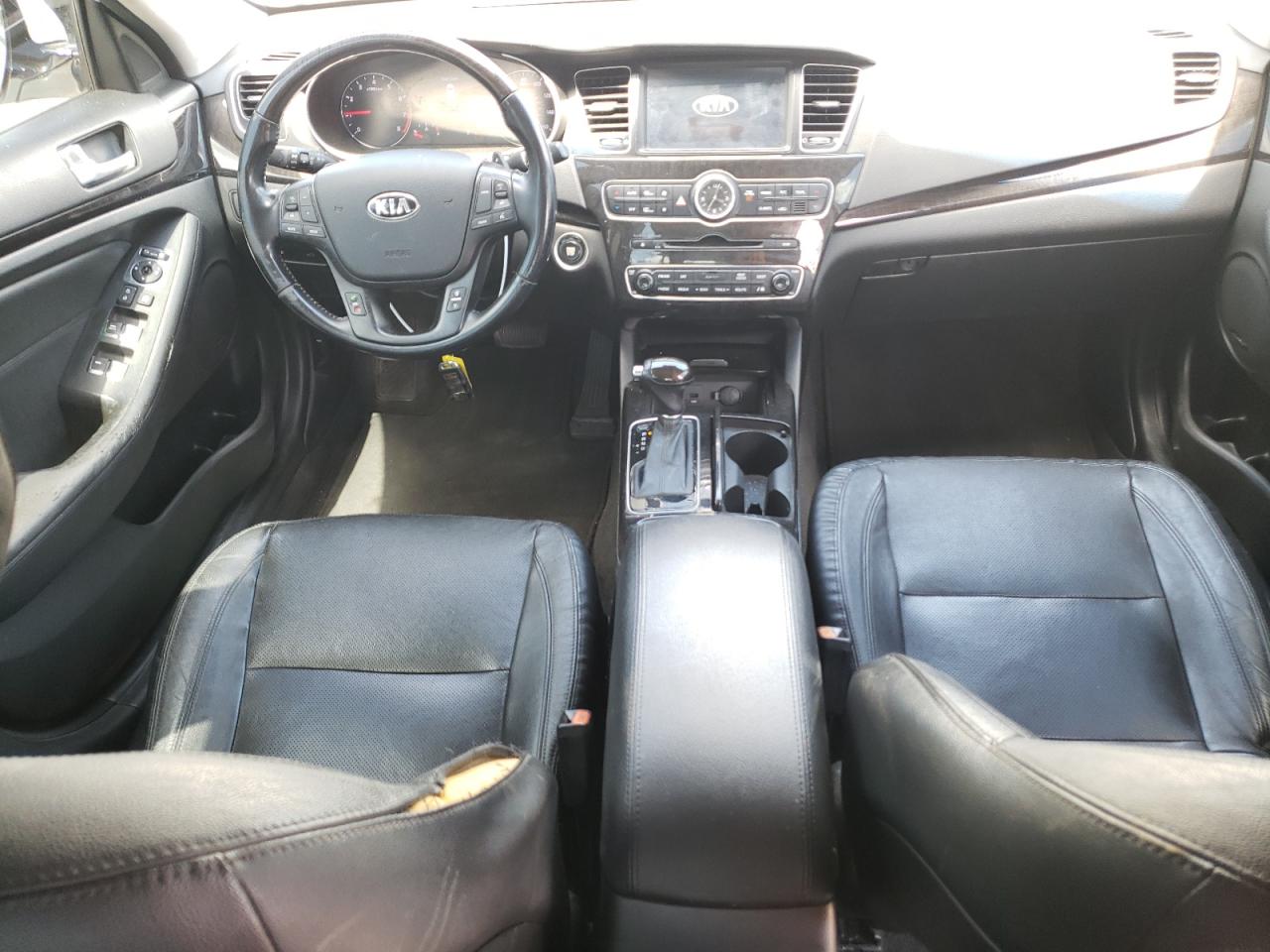 KNALN4D7XF5180173 2015 Kia Cadenza Premium