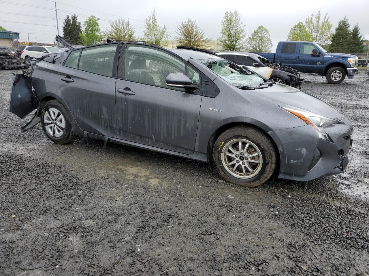 JTDKARFUXH3030587 2017 Toyota Prius