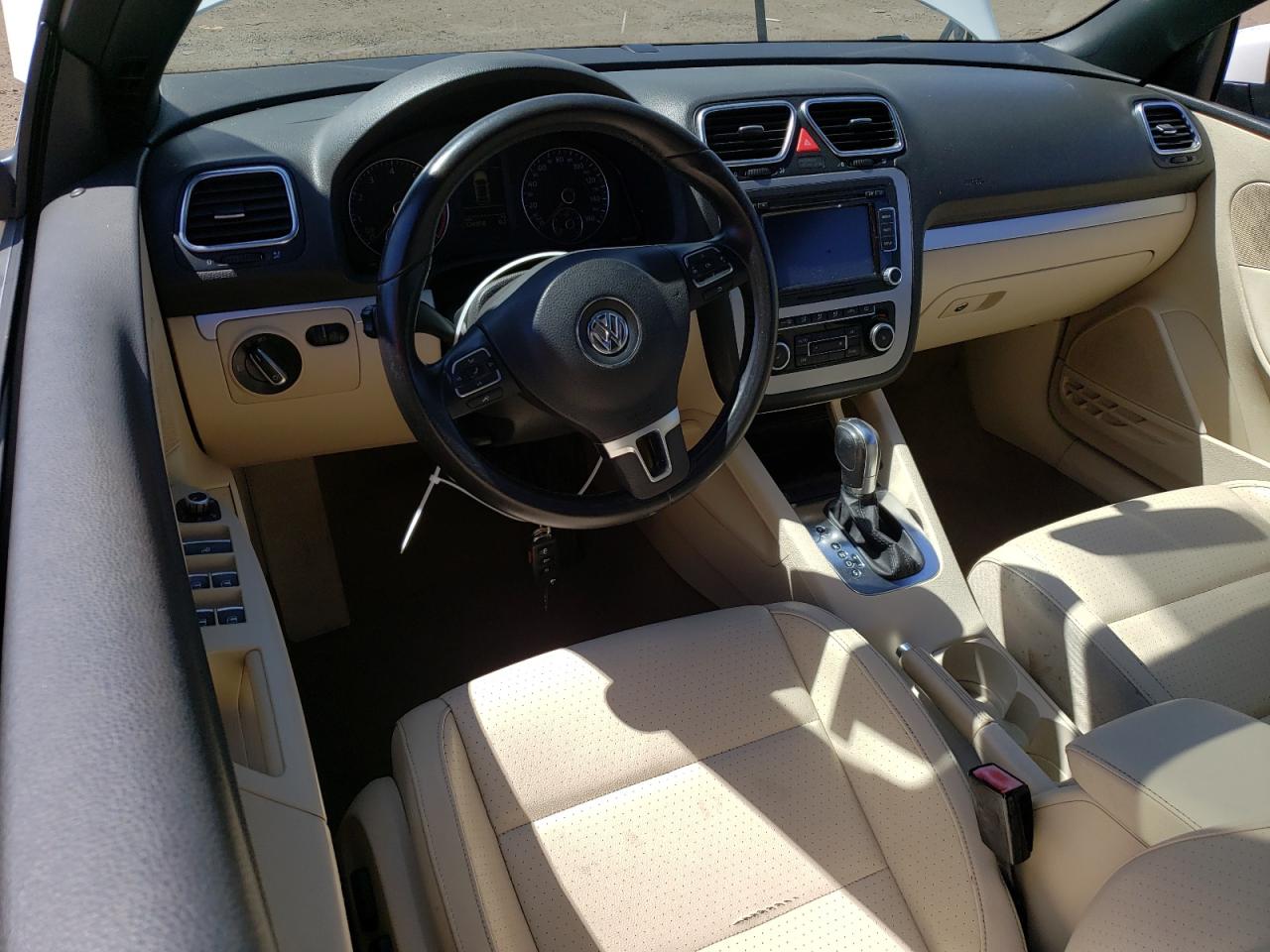2012 Volkswagen Eos Komfort vin: WVWBW7AH4CV001941
