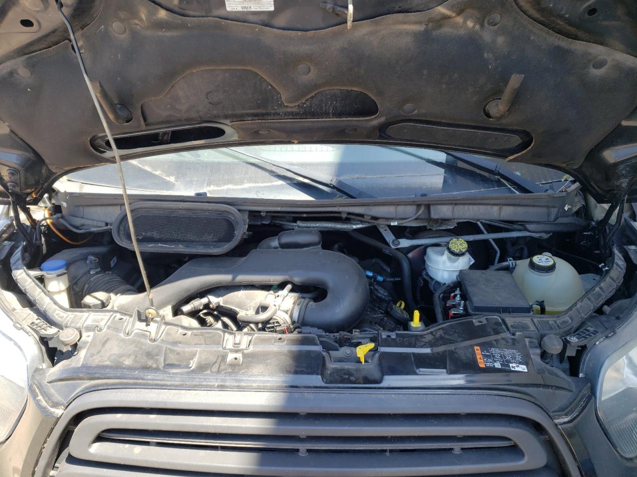 1FTYR2CM9FKA84173 2015 Ford Transit T-250