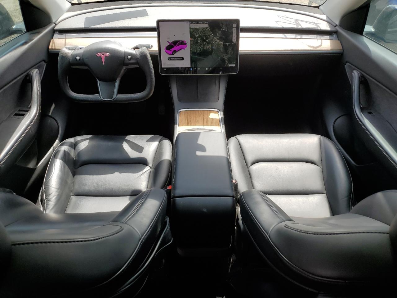 5YJYGDEE2MF305811 2021 Tesla Model Y