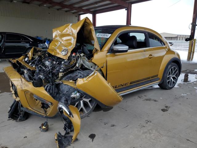 Lot #2469274654 2017 VOLKSWAGEN BEETLE DUN salvage car