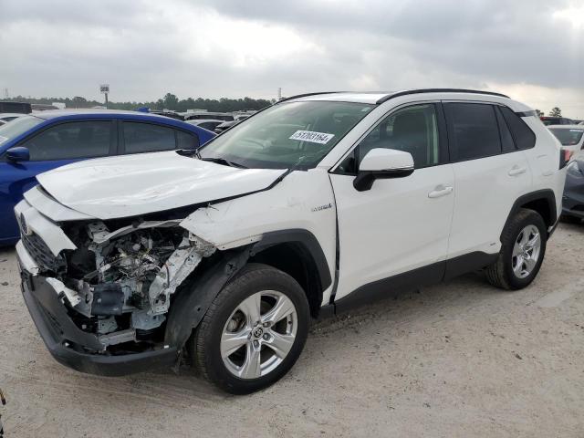 Lot #2471039081 2021 TOYOTA RAV4 XLE salvage car