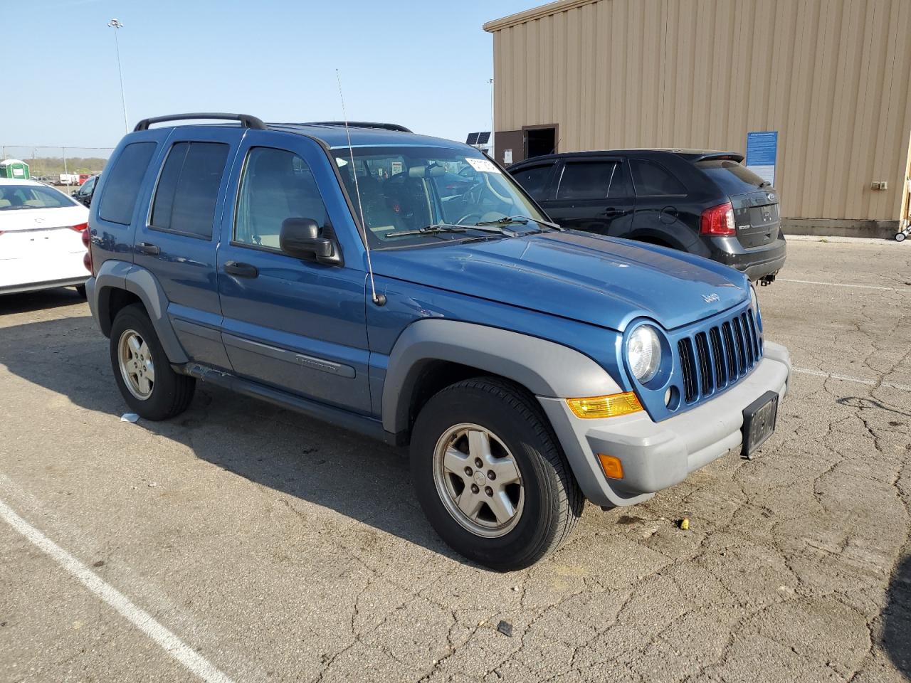 1J4GL48K15W715371 2005 Jeep Liberty Sport