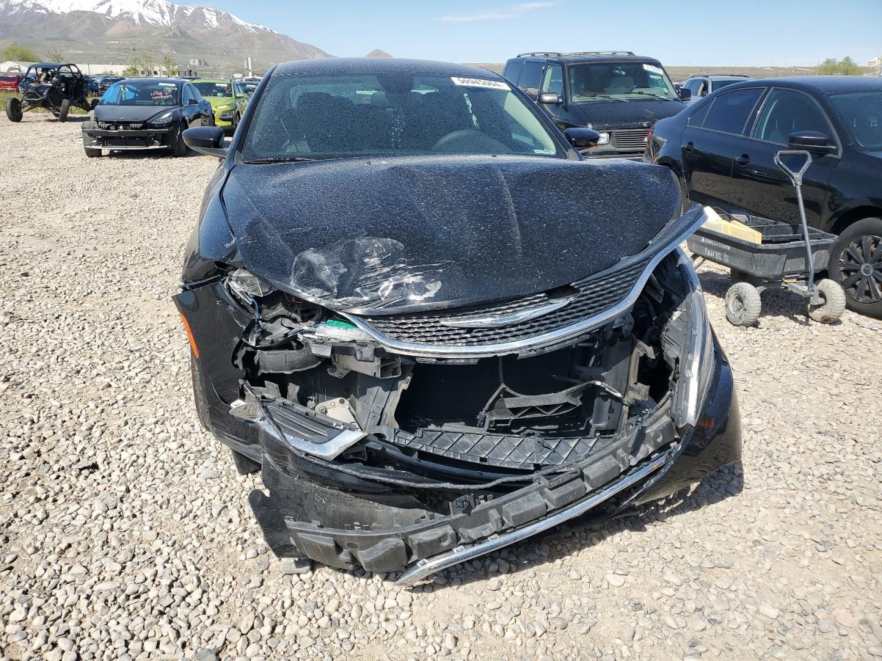 1C3CCCAB3GN159215 2016 Chrysler 200 Limited