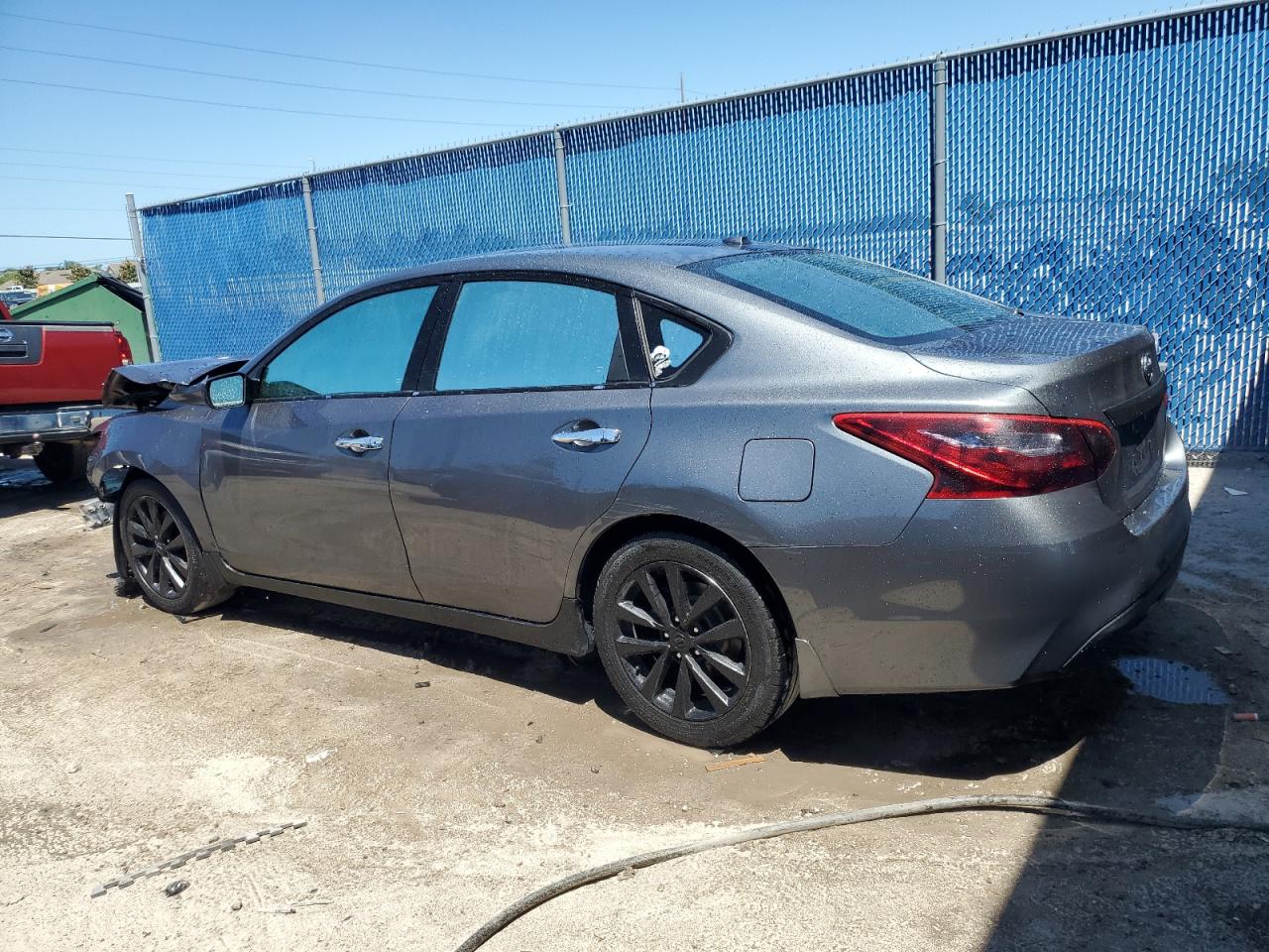 2017 Nissan Altima 2.5 vin: 1N4AL3AP8HC123179