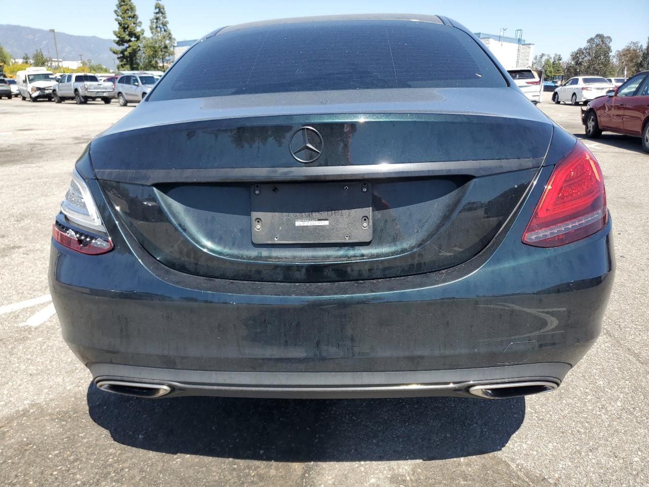 55SWF8DB6KU310675 2019 Mercedes-Benz C 300