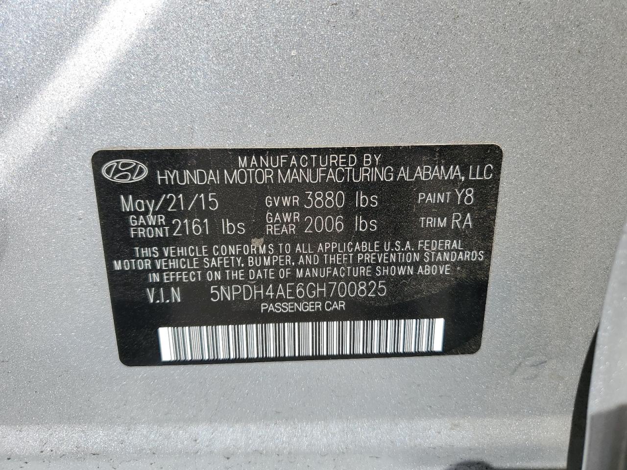 5NPDH4AE6GH700825 2016 Hyundai Elantra Se