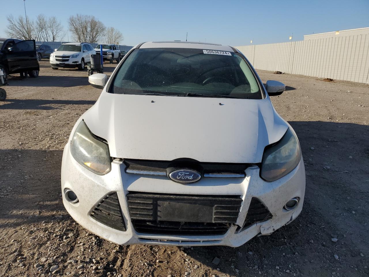 1FADP3N25EL311833 2014 Ford Focus Titanium