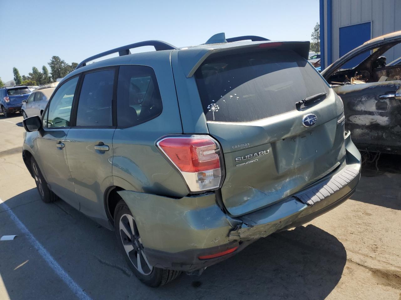 2017 Subaru Forester 2.5I Premium vin: JF2SJAEC6HH460888