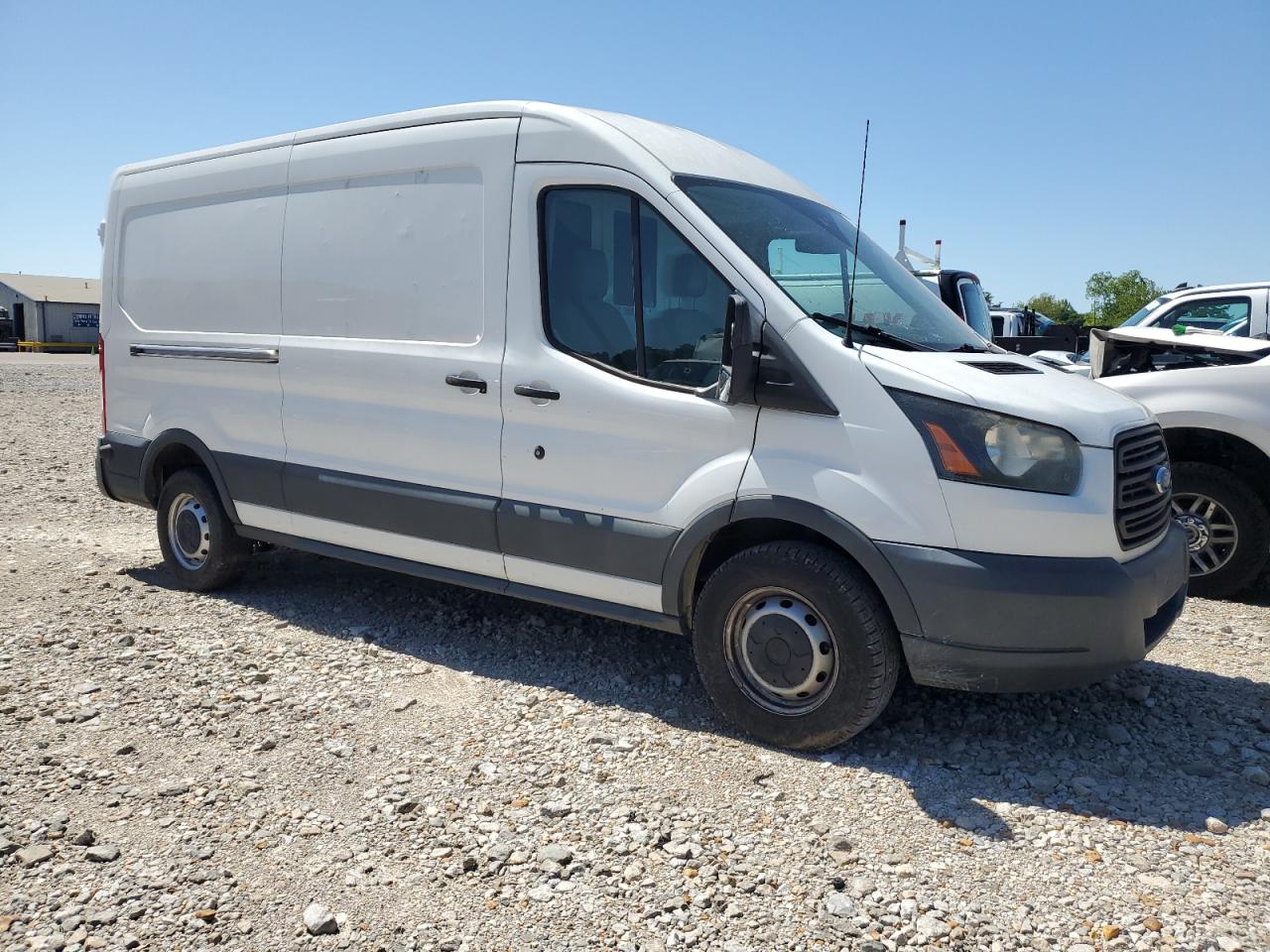 Lot #2491309656 2017 FORD TRANSIT T-