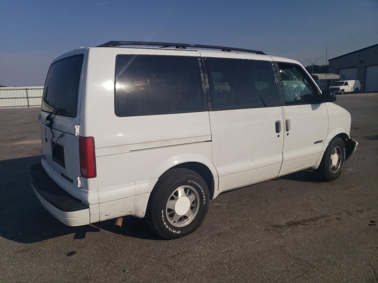 1GNDM19W8YB134846 2000 Chevrolet Astro