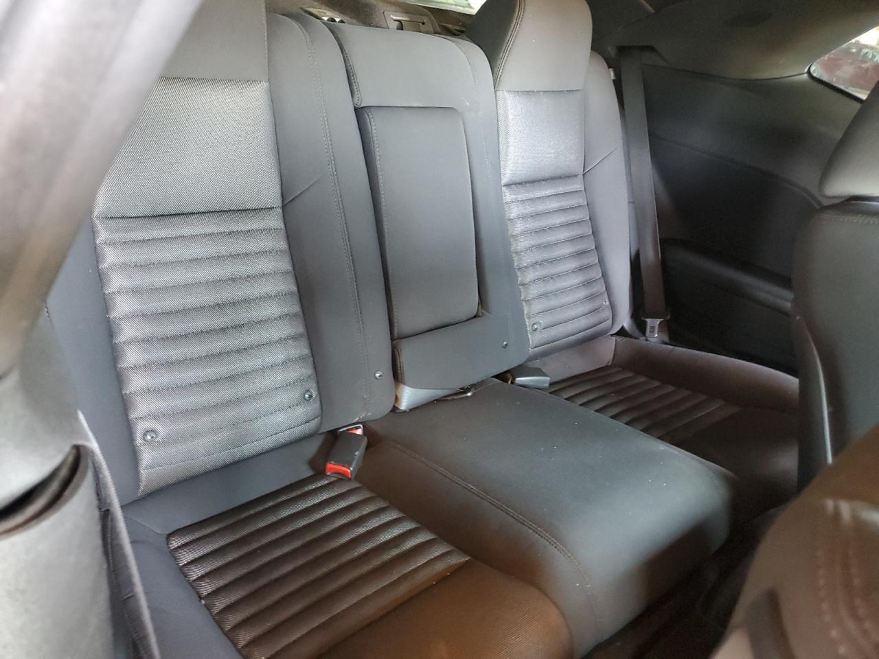 2B3CJ4DG9BH603098 2011 Dodge Challenger