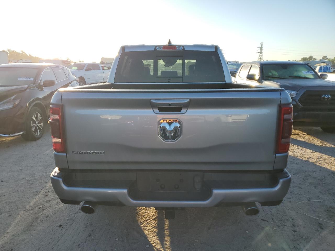 2022 Ram 1500 Laramie vin: 1C6RREJMXNN187180