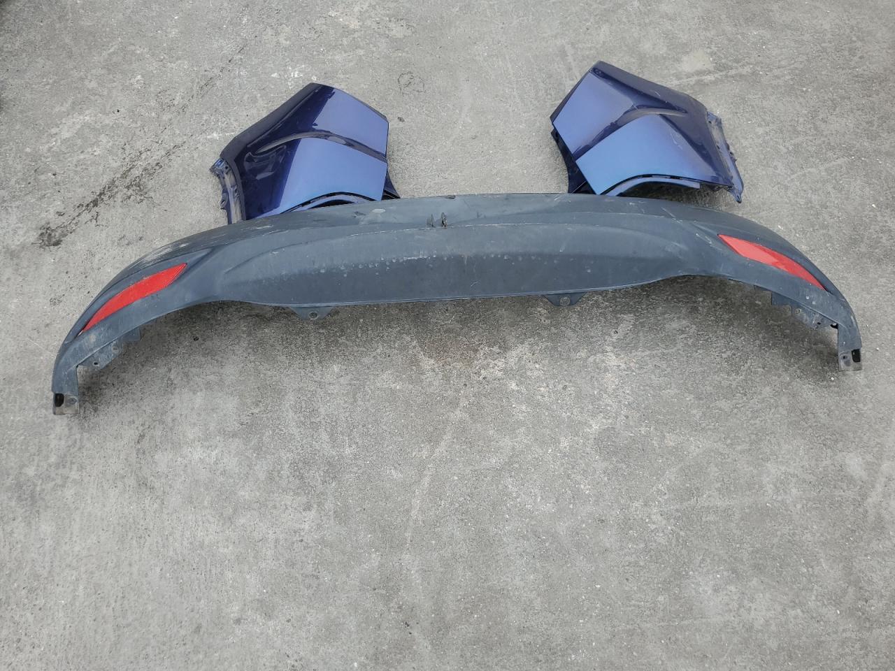 3CZRU6H71HM732012 2017 Honda Hr-V Exl