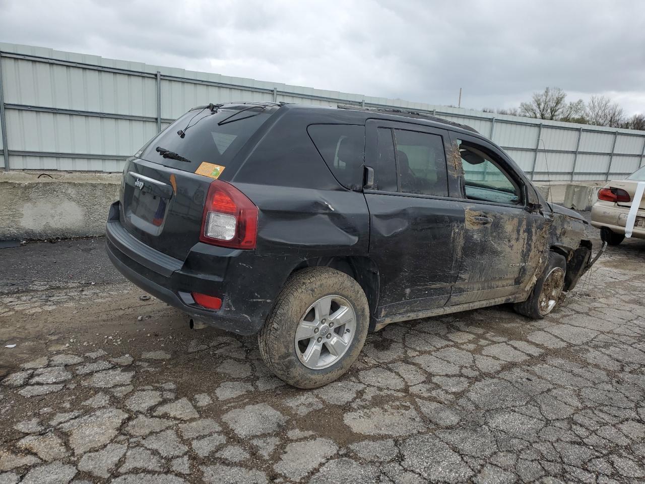 1C4NJCBAXFD262412 2015 Jeep Compass Sport