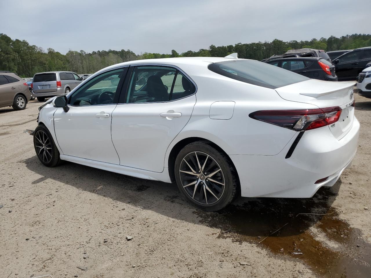 2022 Toyota Camry Se vin: 4T1G11AK5NU042774