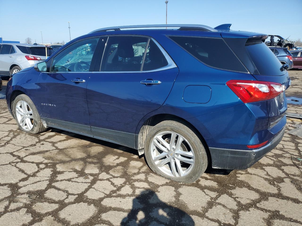 2GNAXYEX0K6152270 CHEVROLET EQUINOX 2019