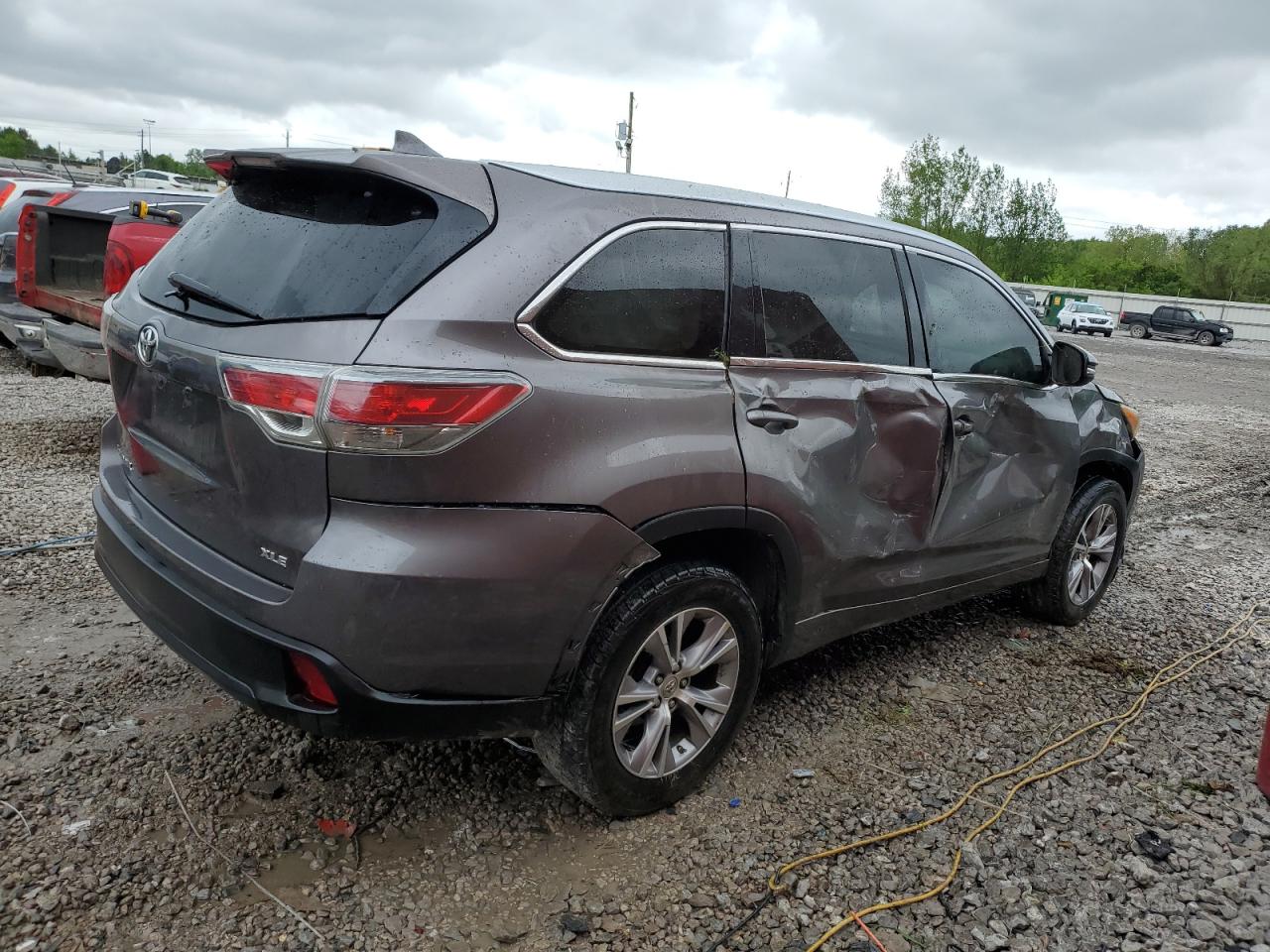 5TDKKRFH0ES020144 2014 Toyota Highlander Xle