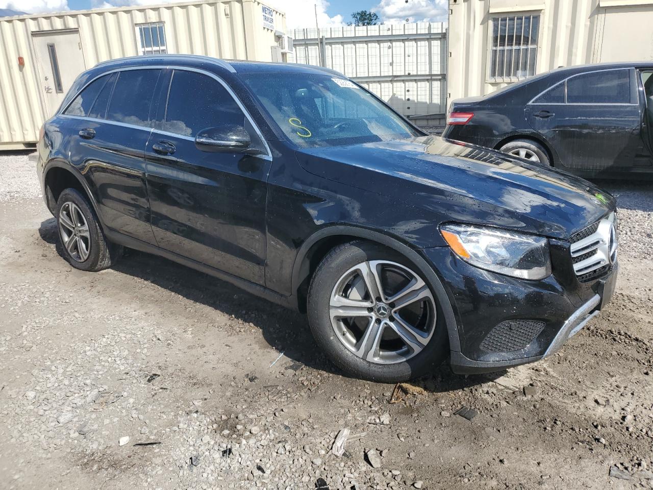 WDC0G4JB1KV117590 2019 Mercedes-Benz Glc 300