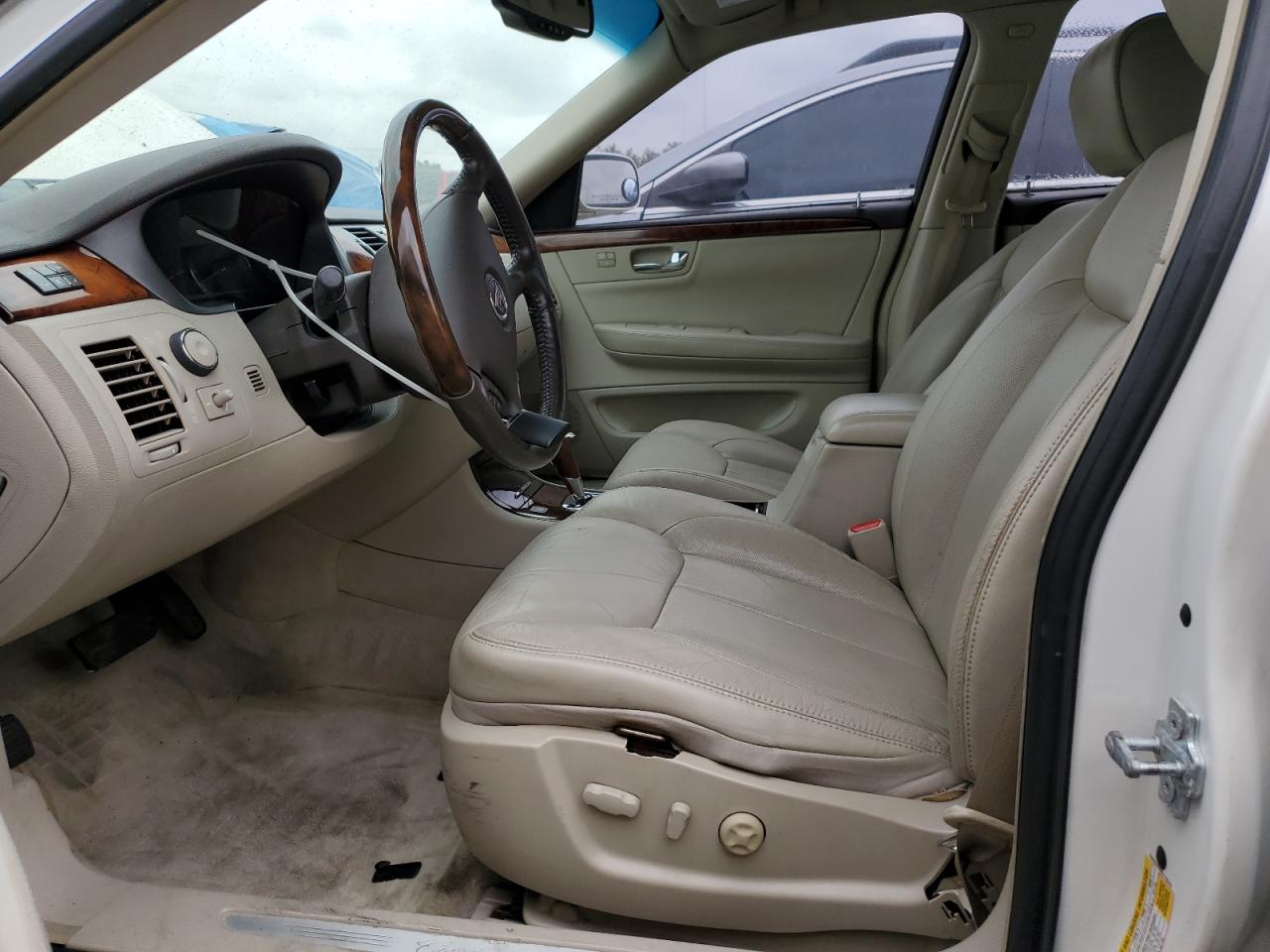 1G6KD5E69BU135645 2011 Cadillac Dts Luxury Collection